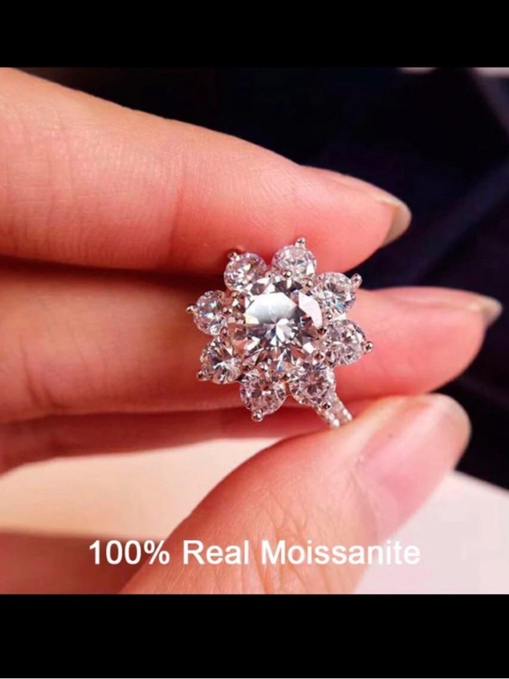 Gorgeous Certified 2CT Colorless Moissanite  925 Sterling Silver Ring